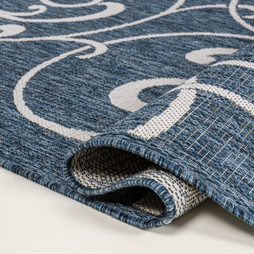 Maribel Traditional Classic All-Over Scroll Area Rug